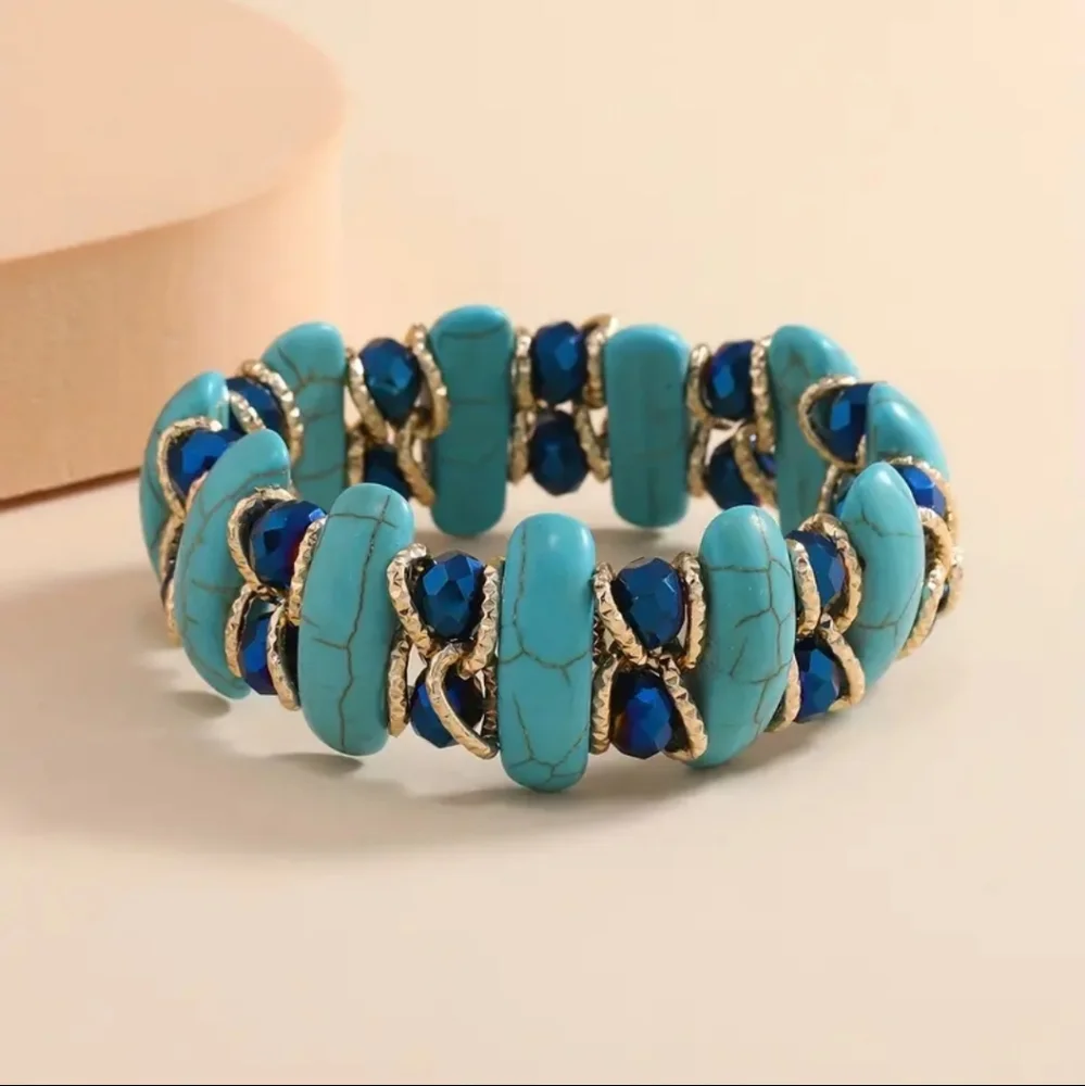 Unique Boho Style Crystal High-Quality Turquoise Elaatic Bangle Brecelet.